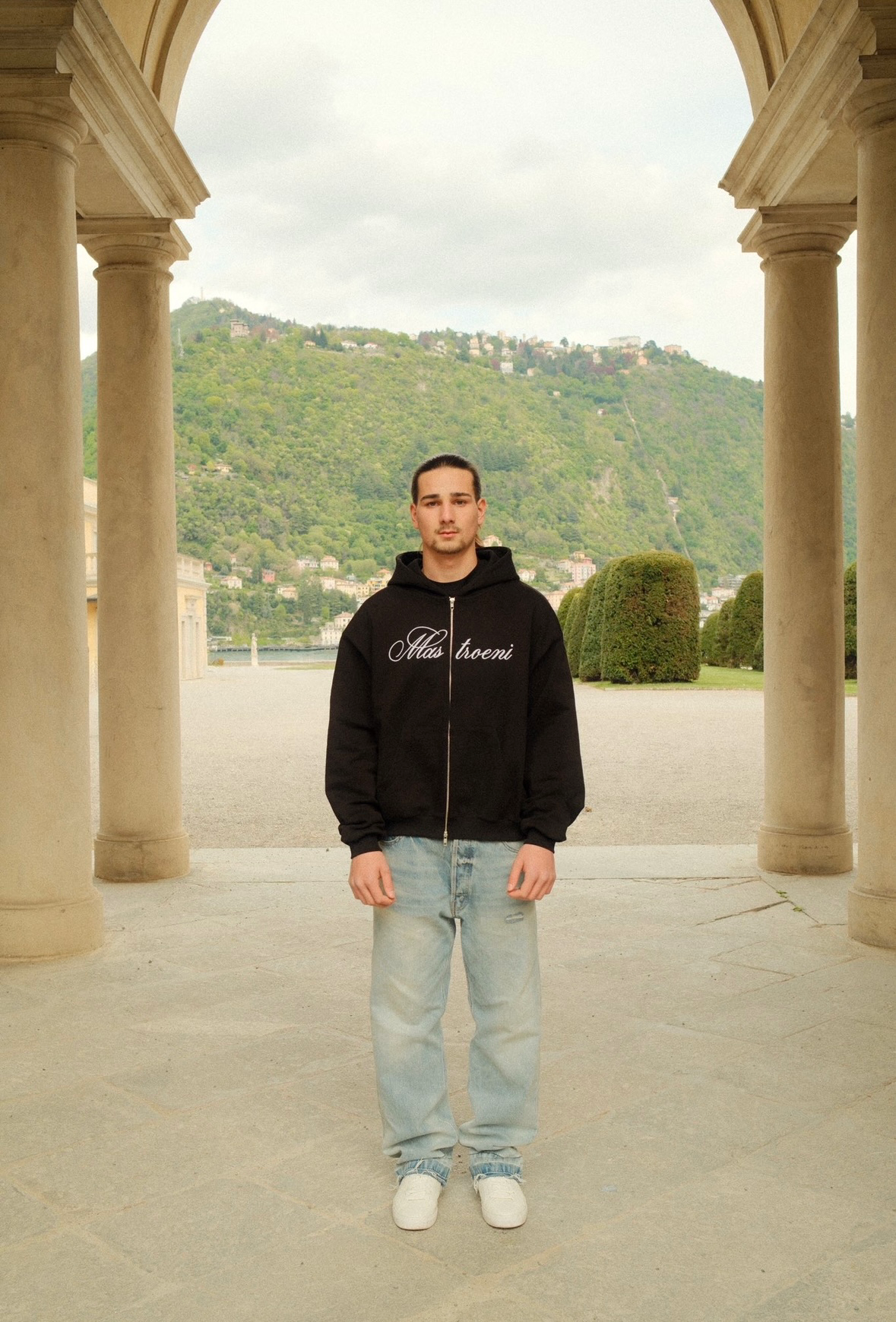 AUTOGRAPH ZIP HOODIE